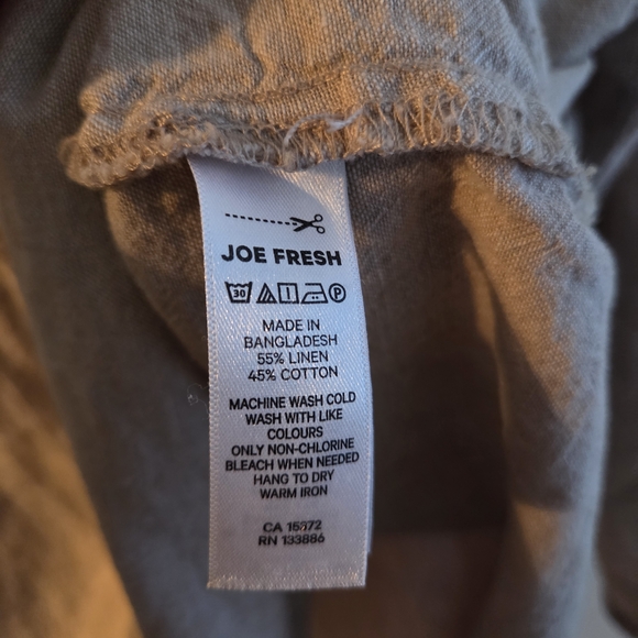 Joe Fresh Women's Linen-Cotton Blend Button-Up Shirt - Picture 5 of 7